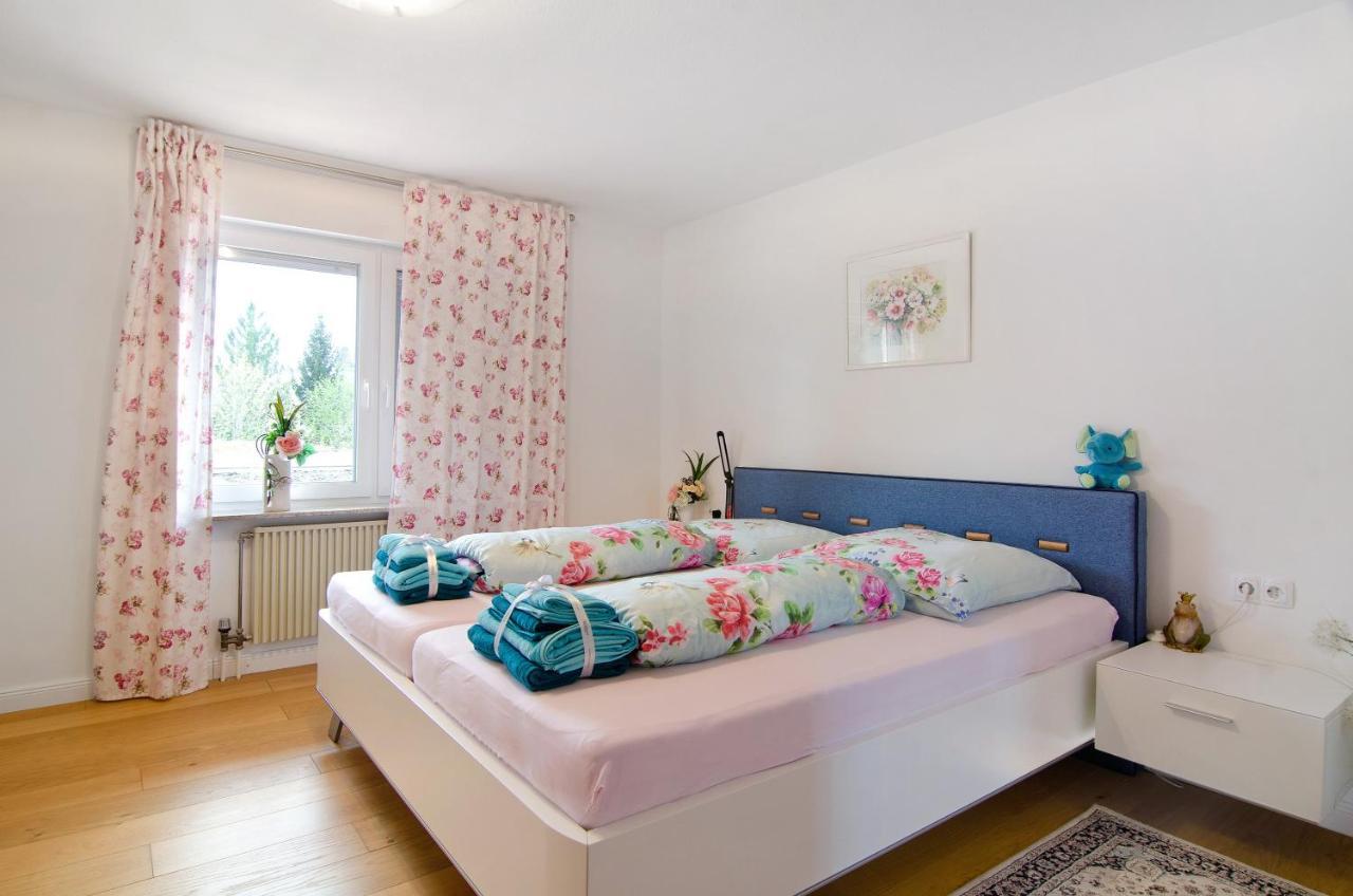 Aida Apartment อูเบอร์ลิงเงน ภายนอก รูปภาพ