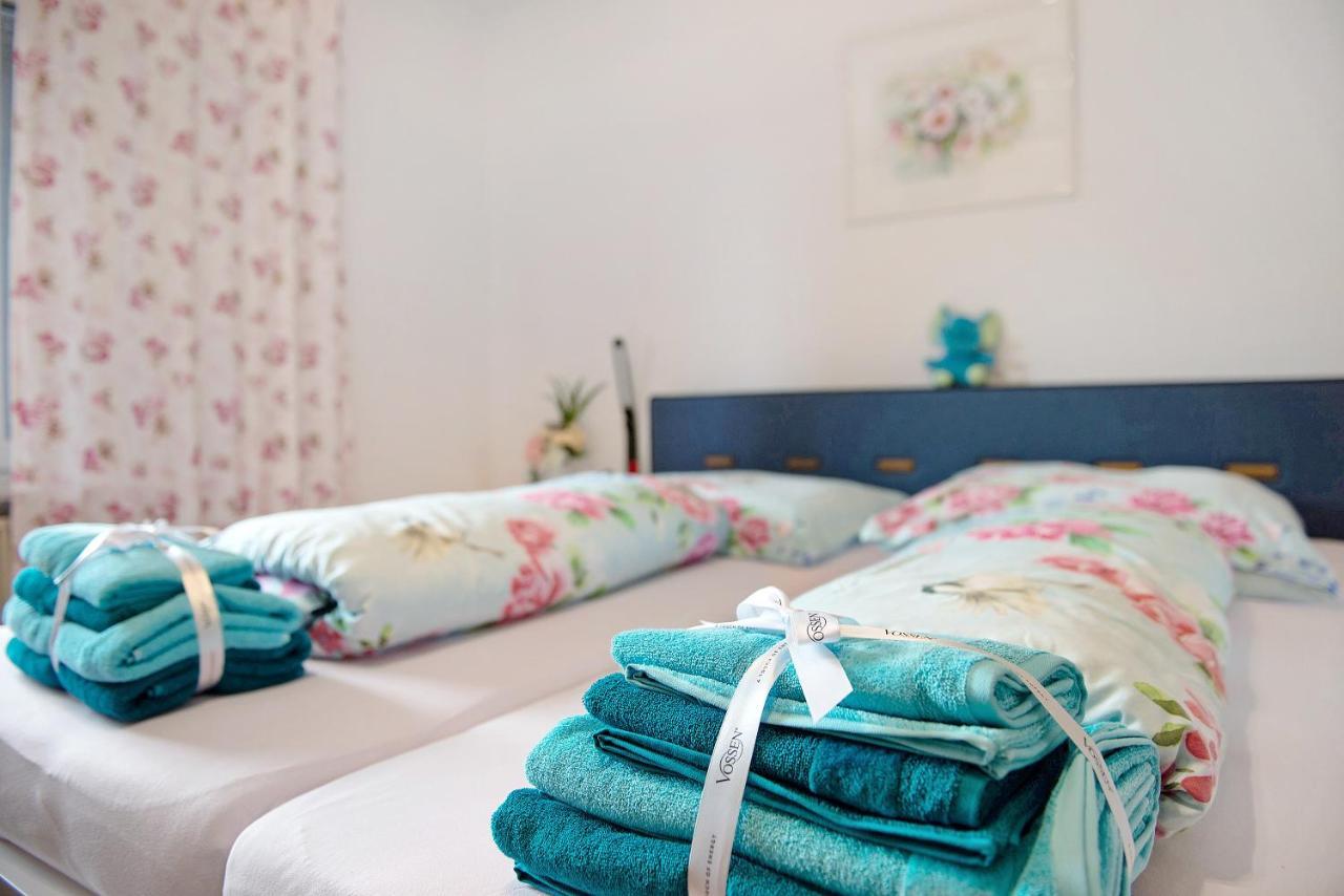 Aida Apartment อูเบอร์ลิงเงน ภายนอก รูปภาพ
